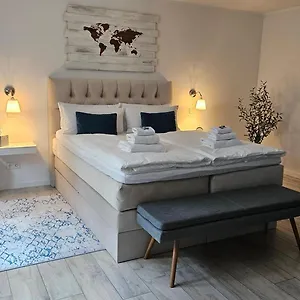 Enny Im Schönen Rheinland , Lohmar Deutschland